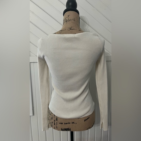 H&M Top - Picture 3 of 3